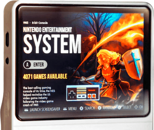 Pantalla IPS de 3.5 pulgadas de la consola R36S mostrando resolución 640x480 para juegos retro